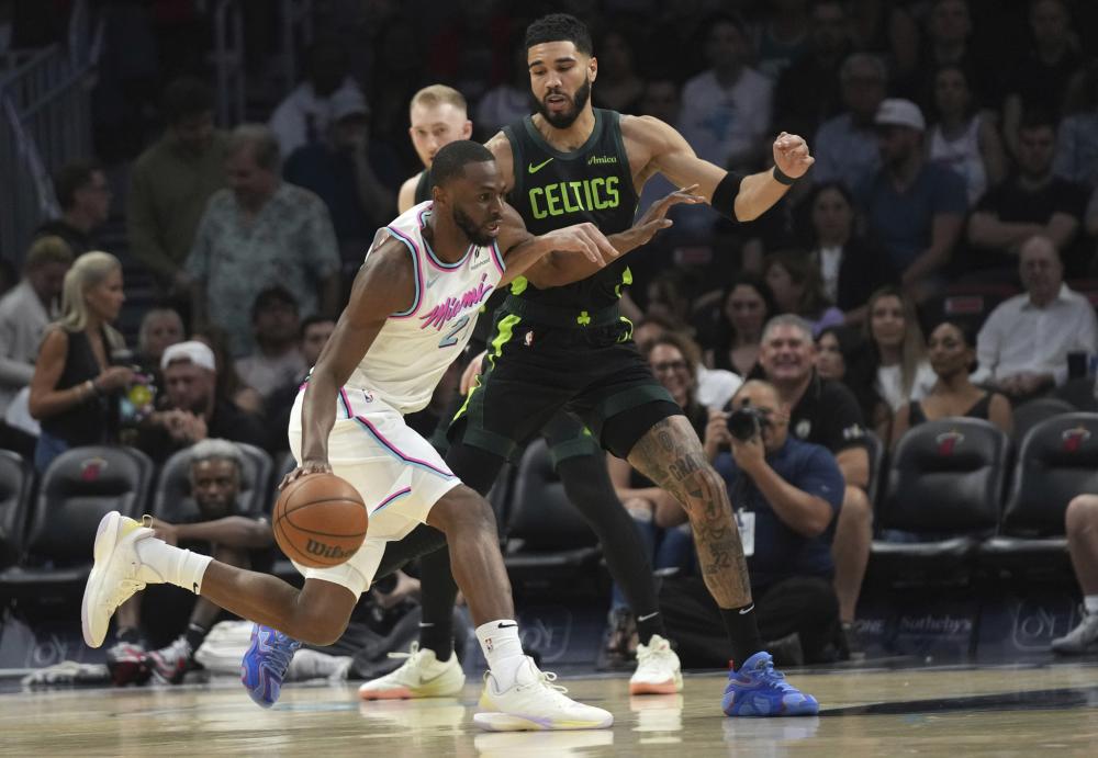 人类彼此相 人类彼此相